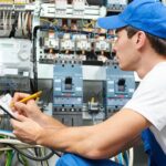 What to Expect When Hiring an Electrician in Austin